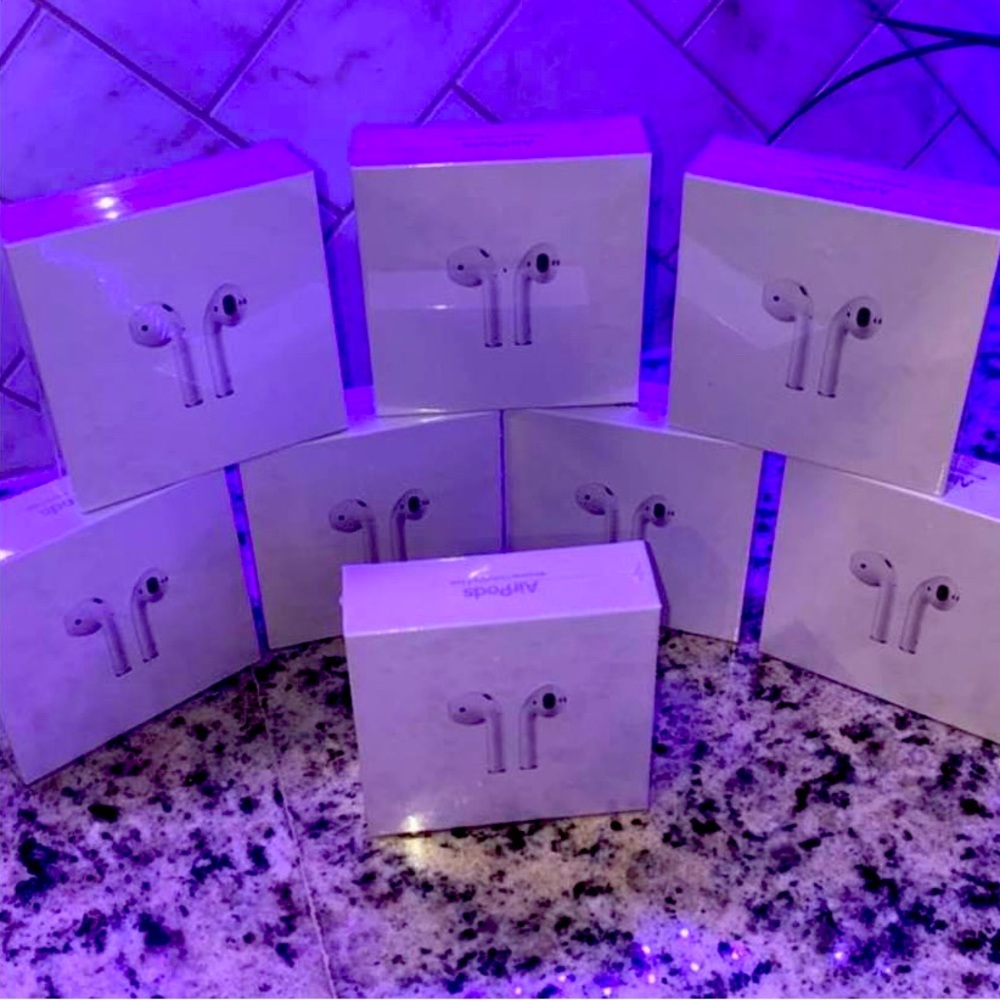 AirPods